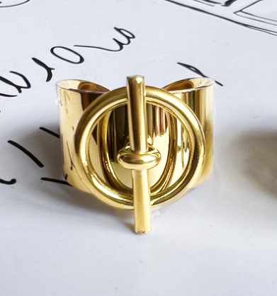 bague-ajustable-acier-inoxydable-dore-femme-974-reunion-idee-cadeaux