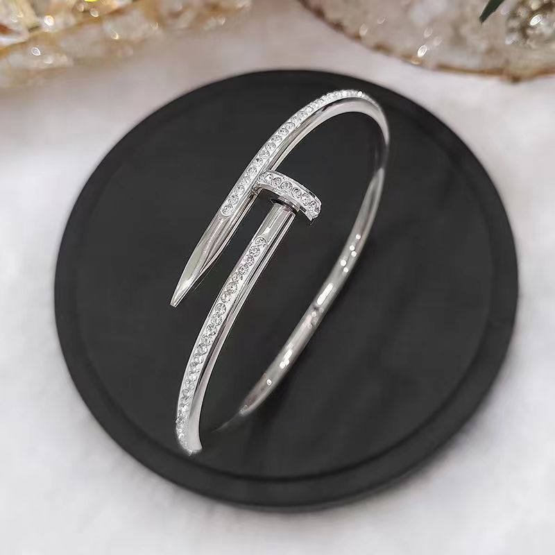 bracelet-jonc-acier-inoxydable-argente-femme-974-reunion-idee-cadeaux