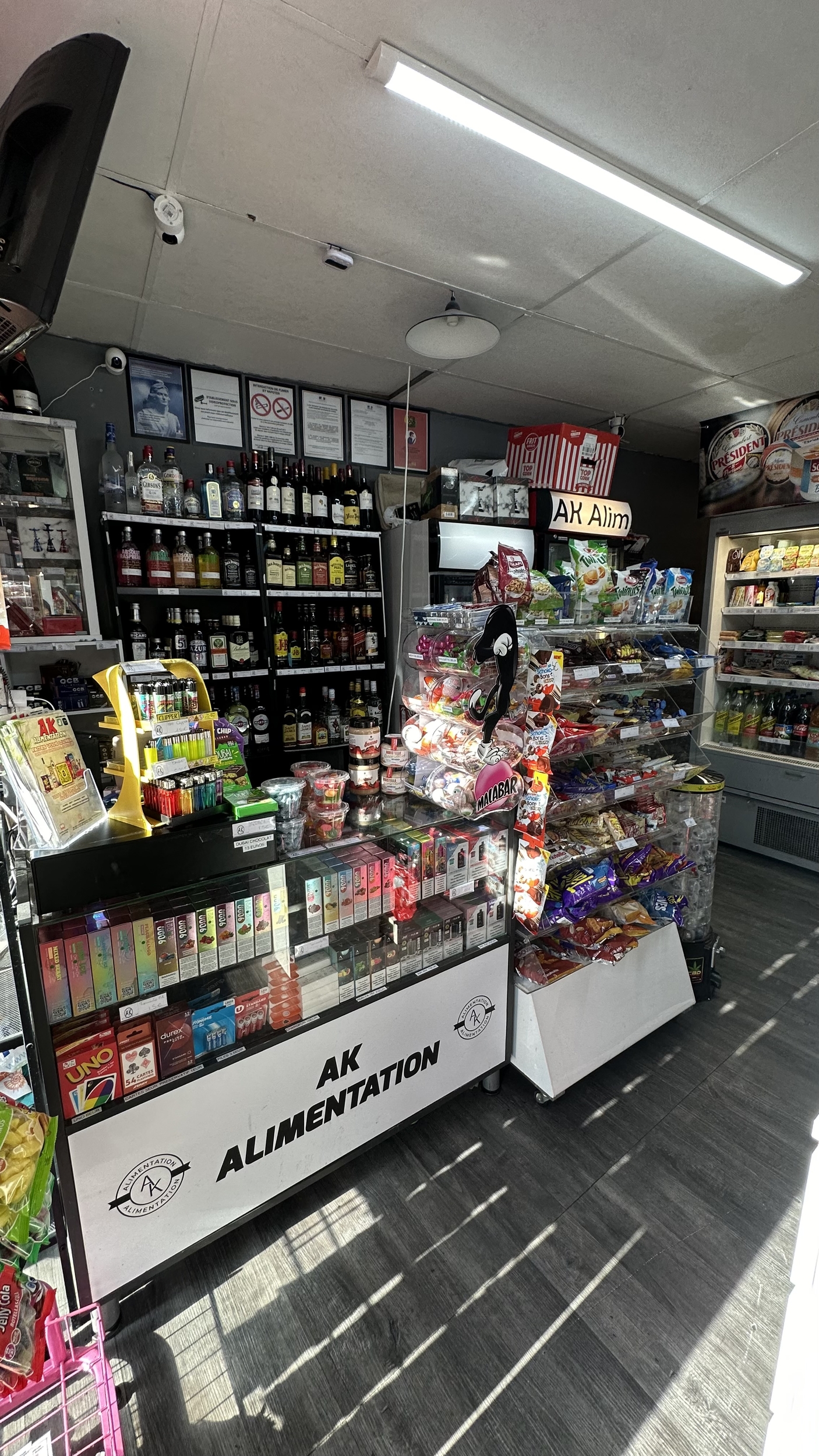 caisse-du-magasin-alcools