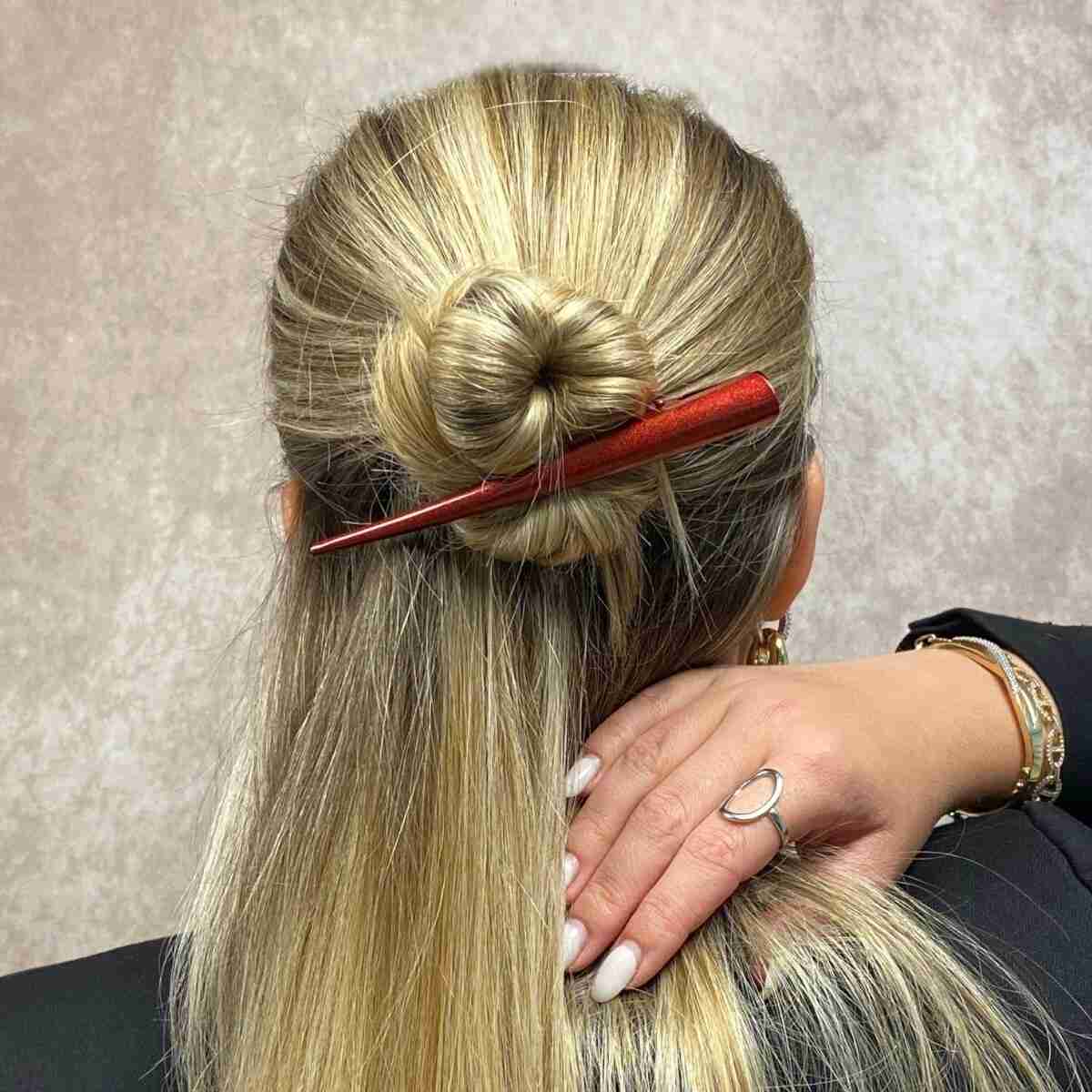 Pince à cheveux pélican classique rouge pailletée