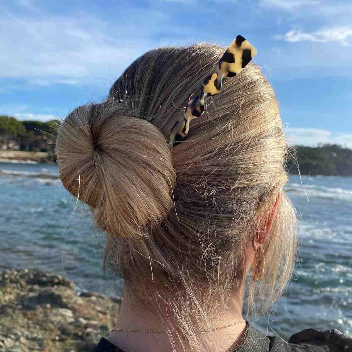 pic à cheveux torsadé 19 cm écaille clair 5