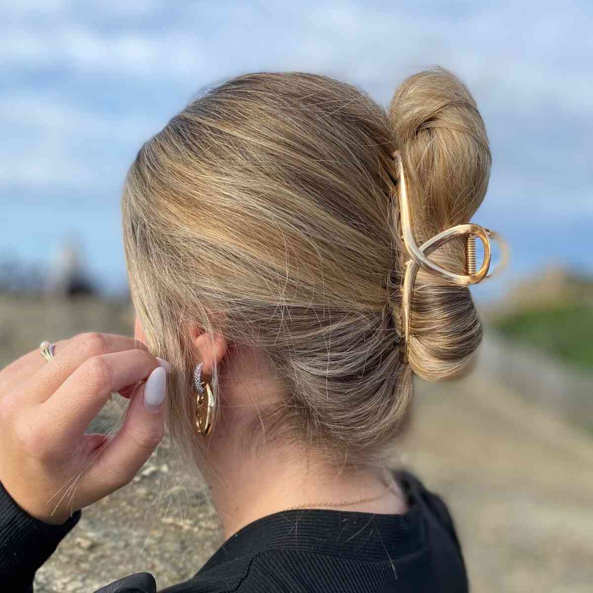 Pince à cheveux dorée 11 cm