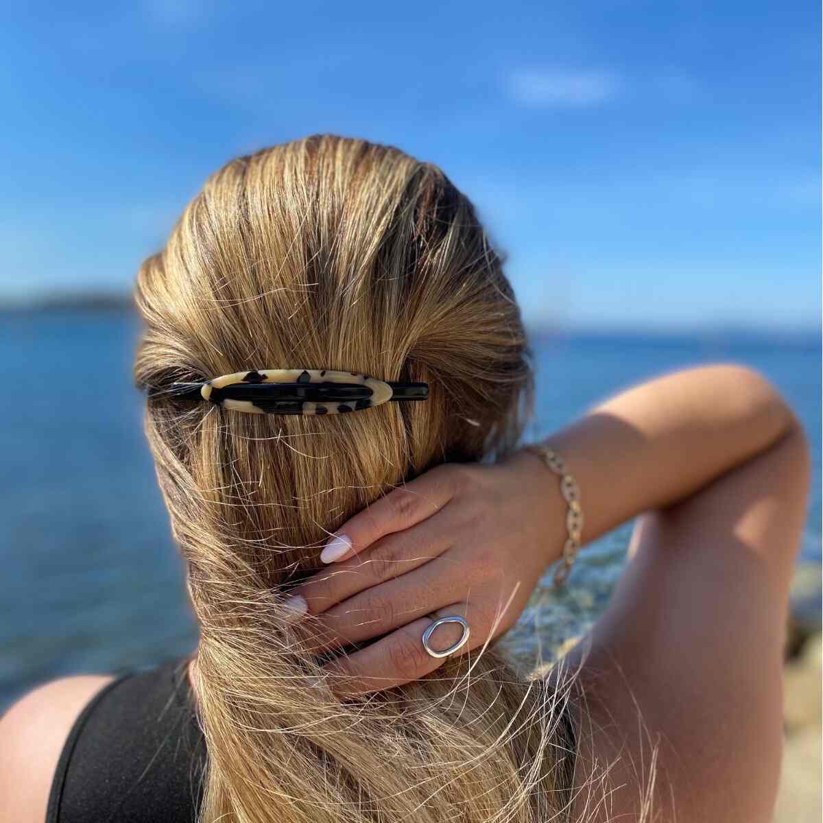 barrette à cheveux zoé ovale allongé écaille clair 5