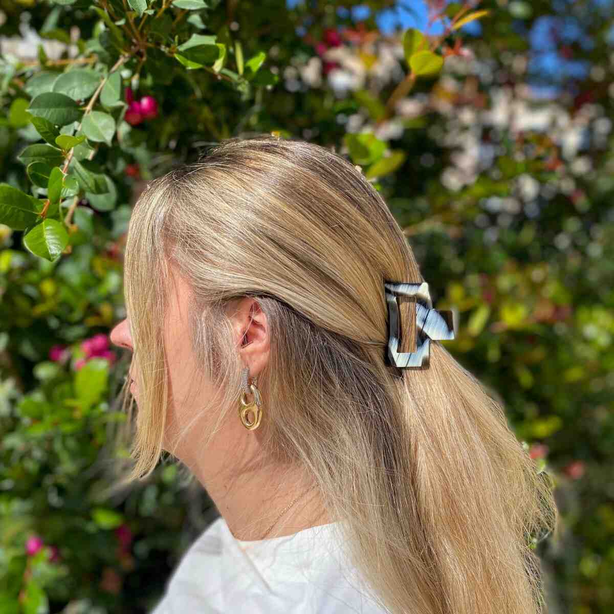 Petite Pince à cheveux corne noire 6 cm