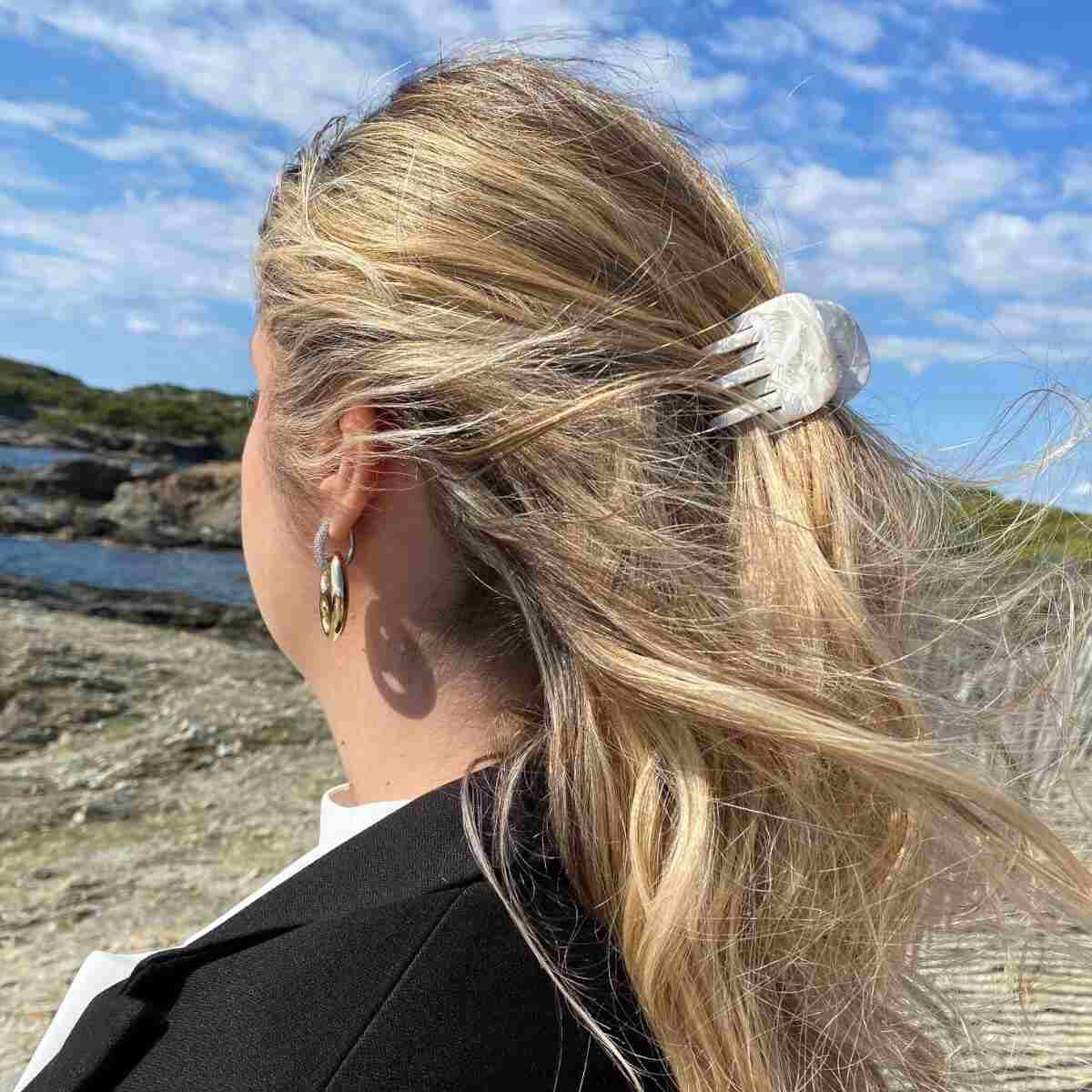 petite pince à cheveux blanc nacré 4 cm 5