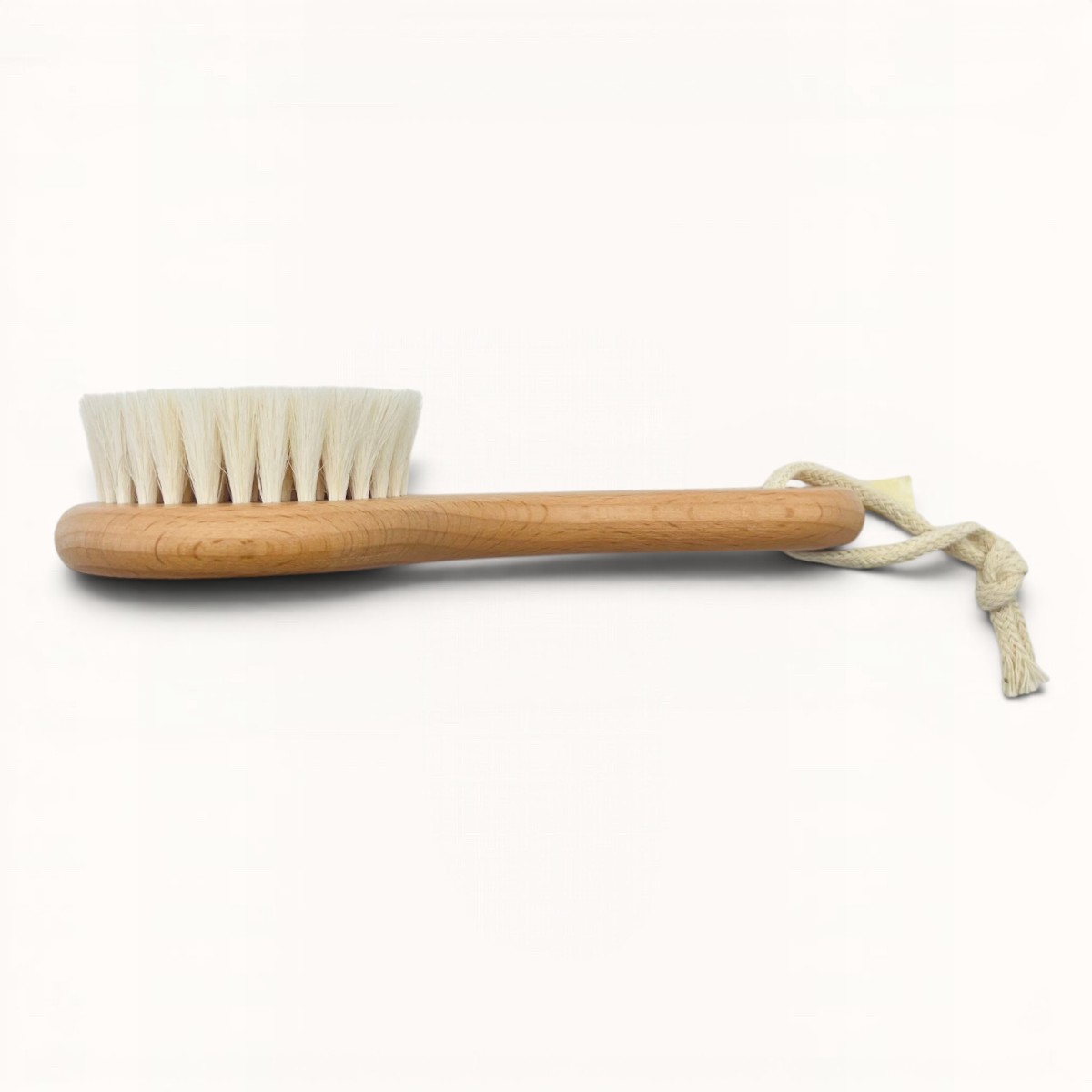 BROSSE A CHEVEUX BEBE RONDE 11