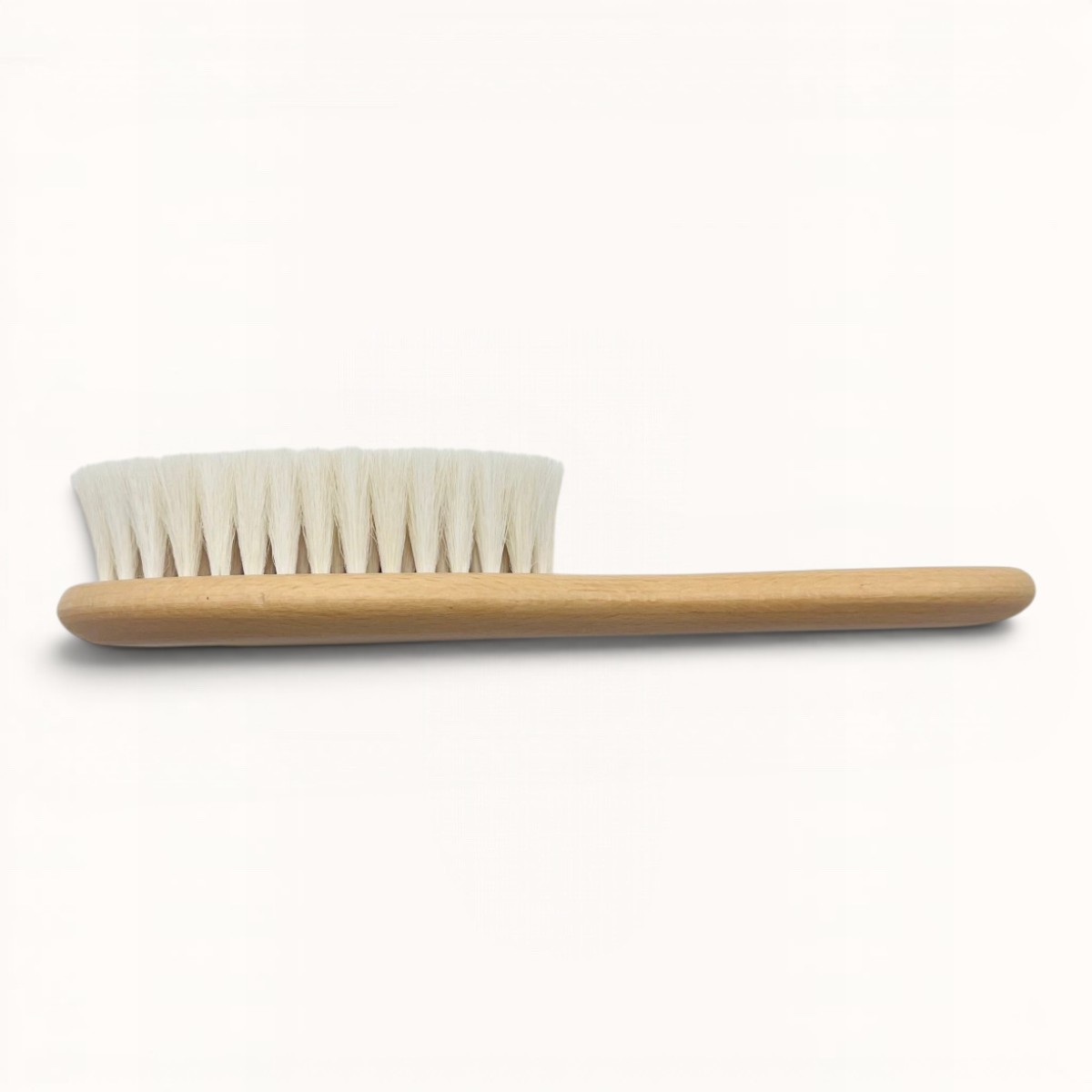 BROSSE A CHEVEUX BEBE OVALE 11