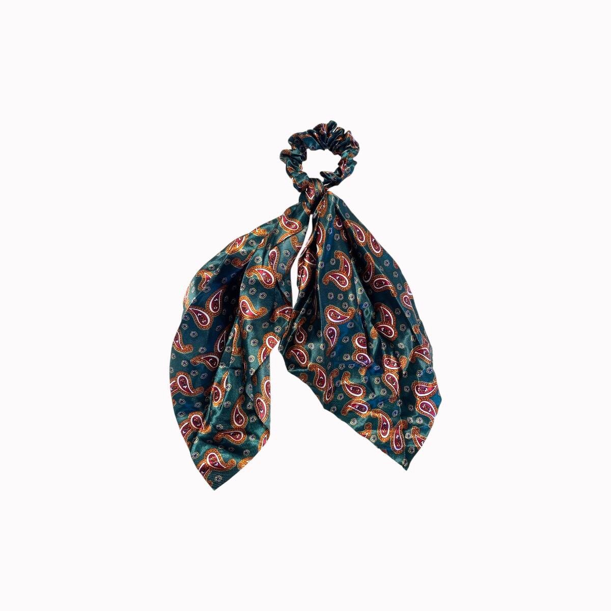 Chouchou foulard vert motif cachemire 2