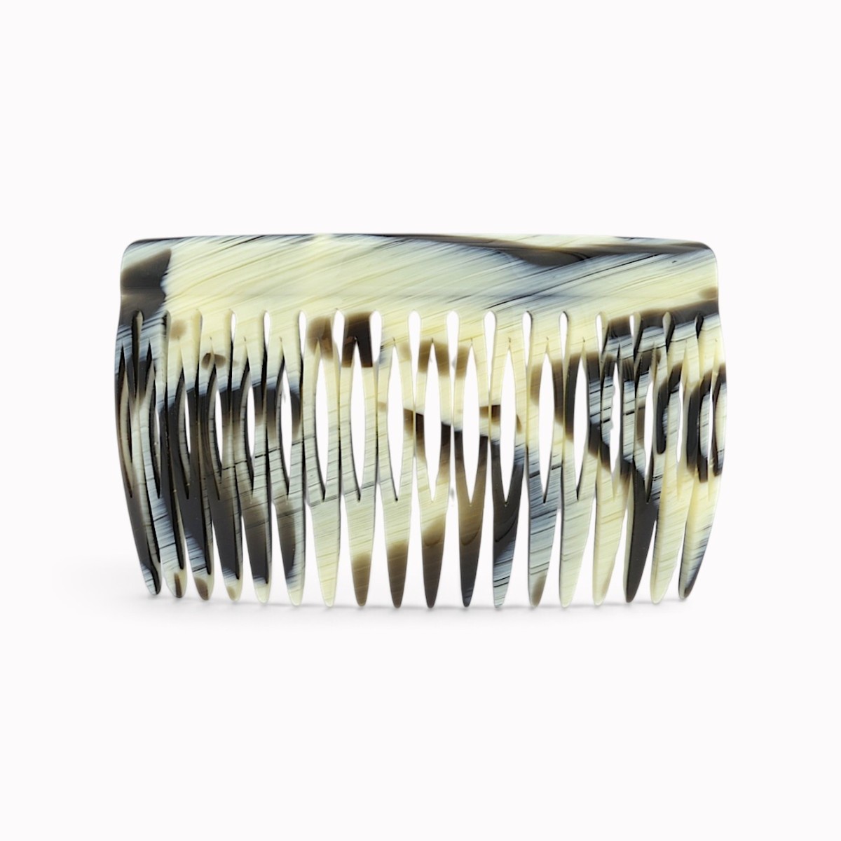 peigne-a-cheveux-18-dents-corne-noire