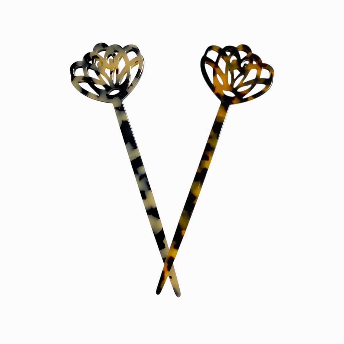 Pic à cheveux décor floral 15 cm - les 2 coloris