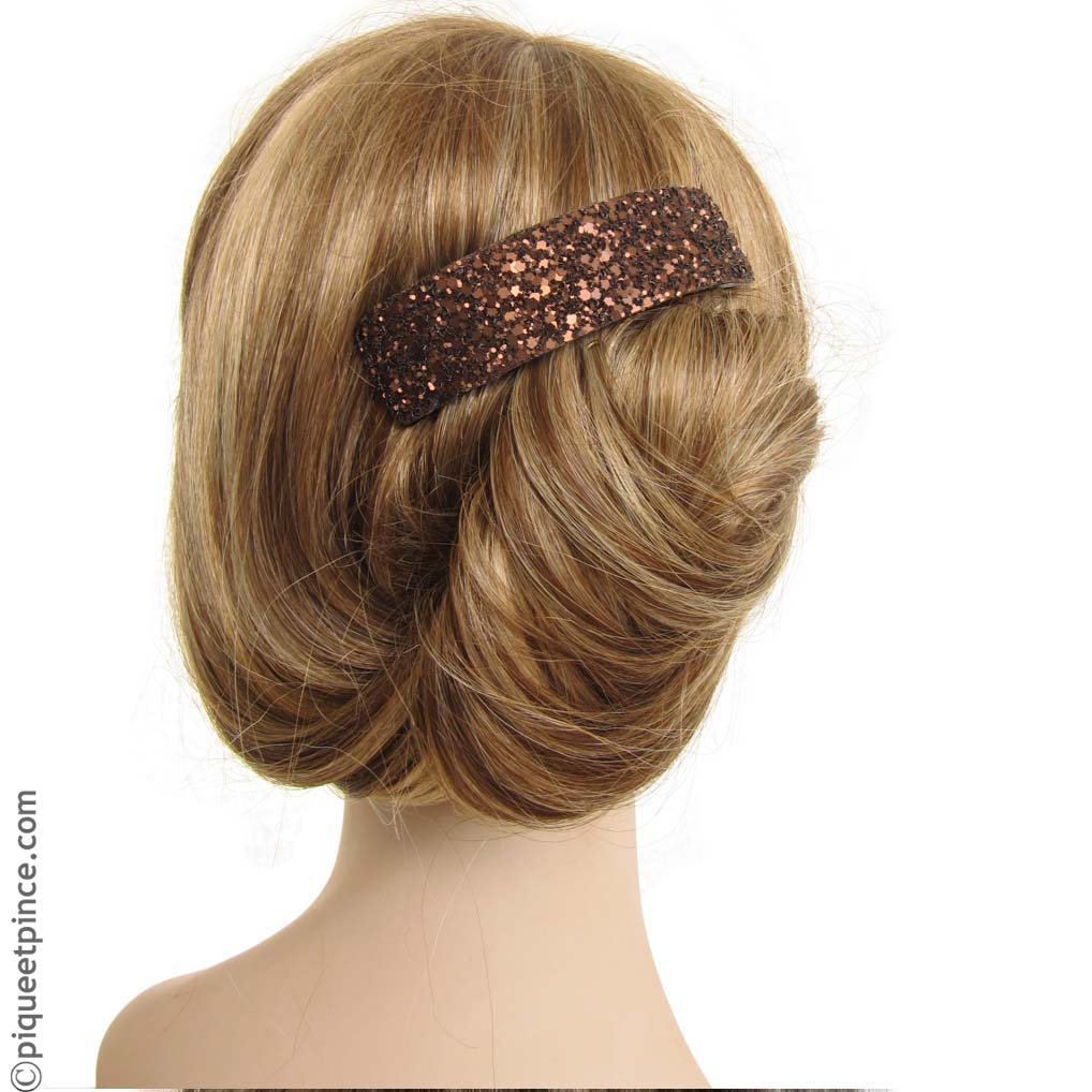 barrette pailletée cheveux bruns