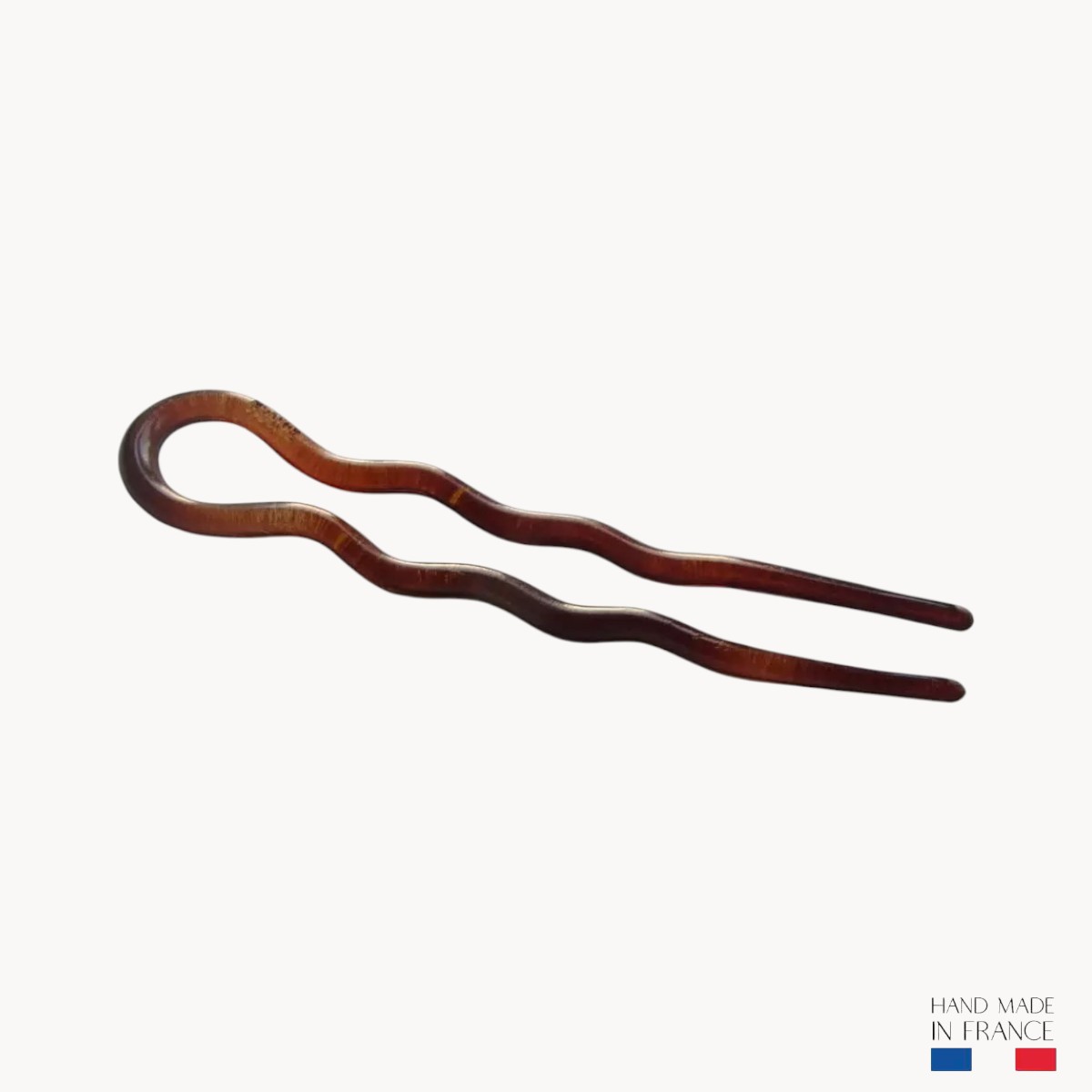 petit-pic-cheveux-plastique-vison-Photoroom