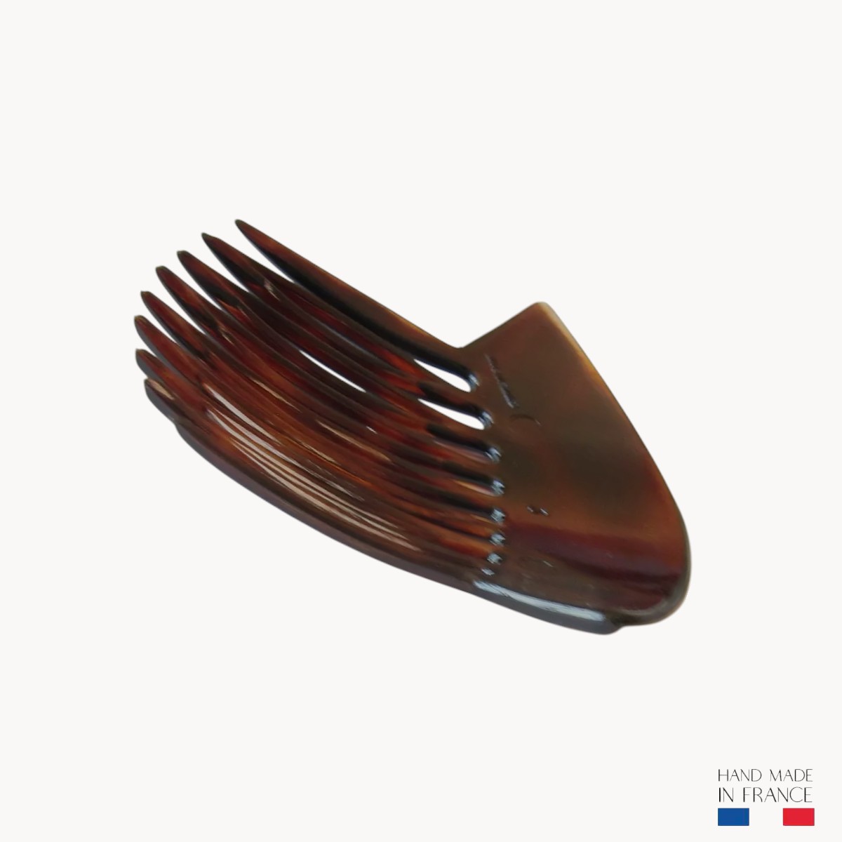 grand-peigne-chignon-marron-Photoroom