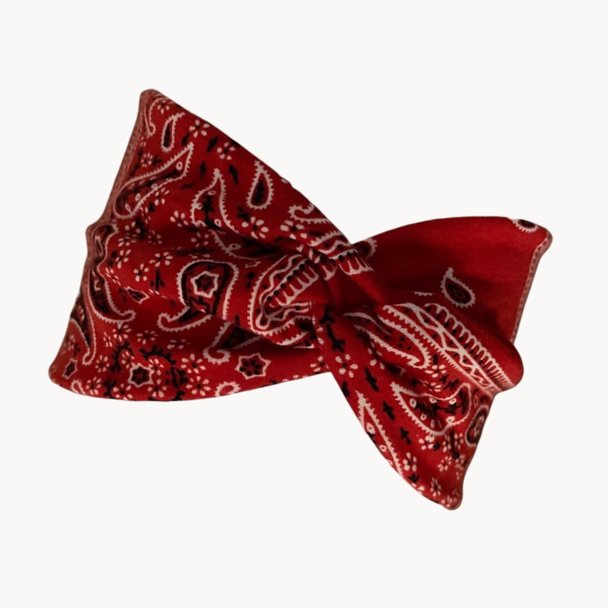 Bandeau Nez Chaîne Rembourrée Cousue Fantaisie – Décoration Grange Rouge