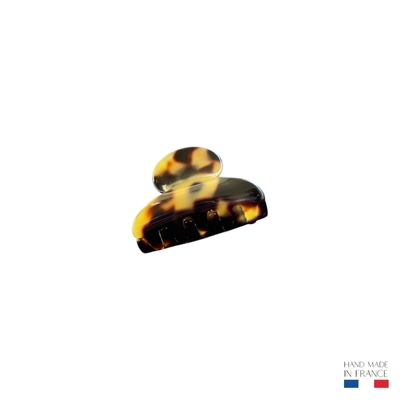Écaille foncée