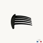 peigne-noir-injecté-5-dents-3-Photoroom