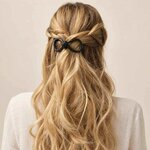 Barrette à cheveux Alexia portée