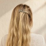 Barrette à cheveux Adèle portée