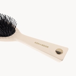 brosse-cheveux-pointes-plastique-pastel-detail2-Photoroom