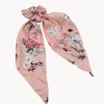 chouchou-cheveux-foulard-rose-Photoroom