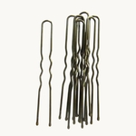 petites-epingles-couleur-bronze-pour-cheveux-fins-Photoroom