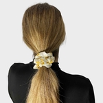 chouchou-cheveux-8-fleurs-jaune-2