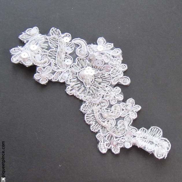 accessoire cheveux dentelle blanche