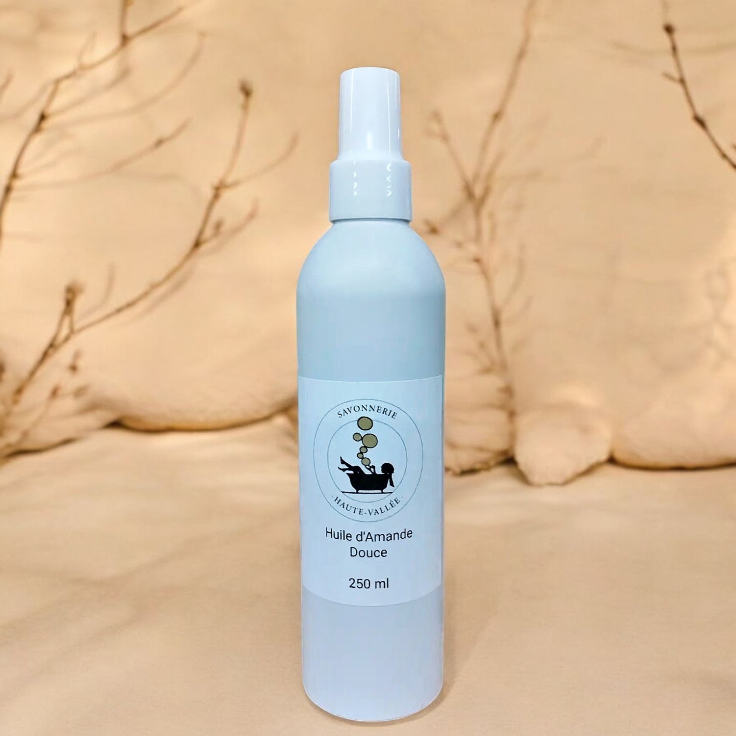 huile damande douce BIO savonnerie haute vallée