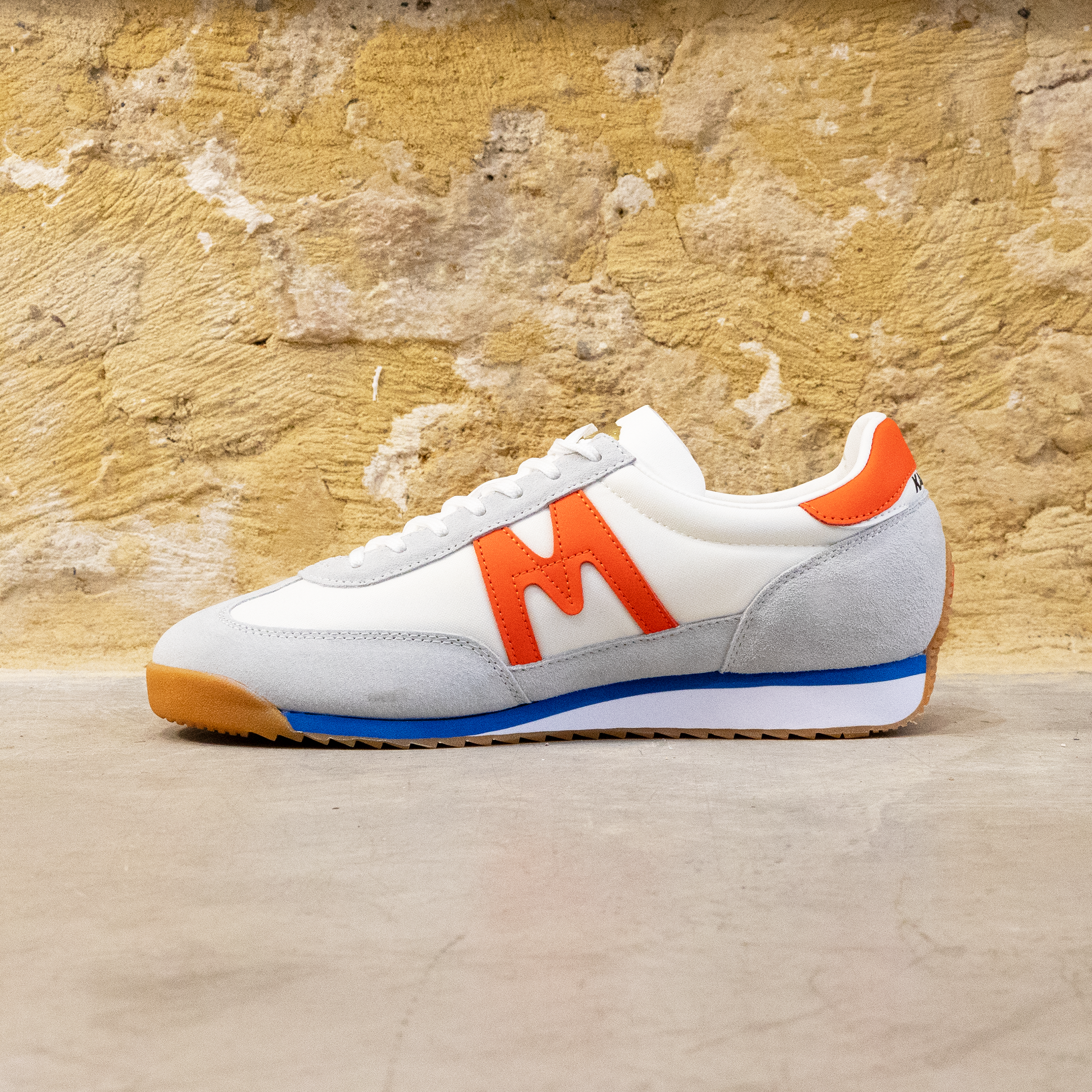 MESTARI 76  WHITE_FLAME coté int