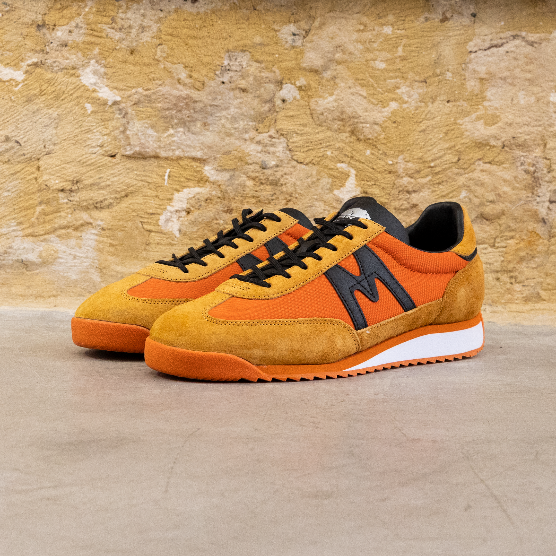 MESTARI 76  JAFFA ORANGE_BLACK paire dvnt