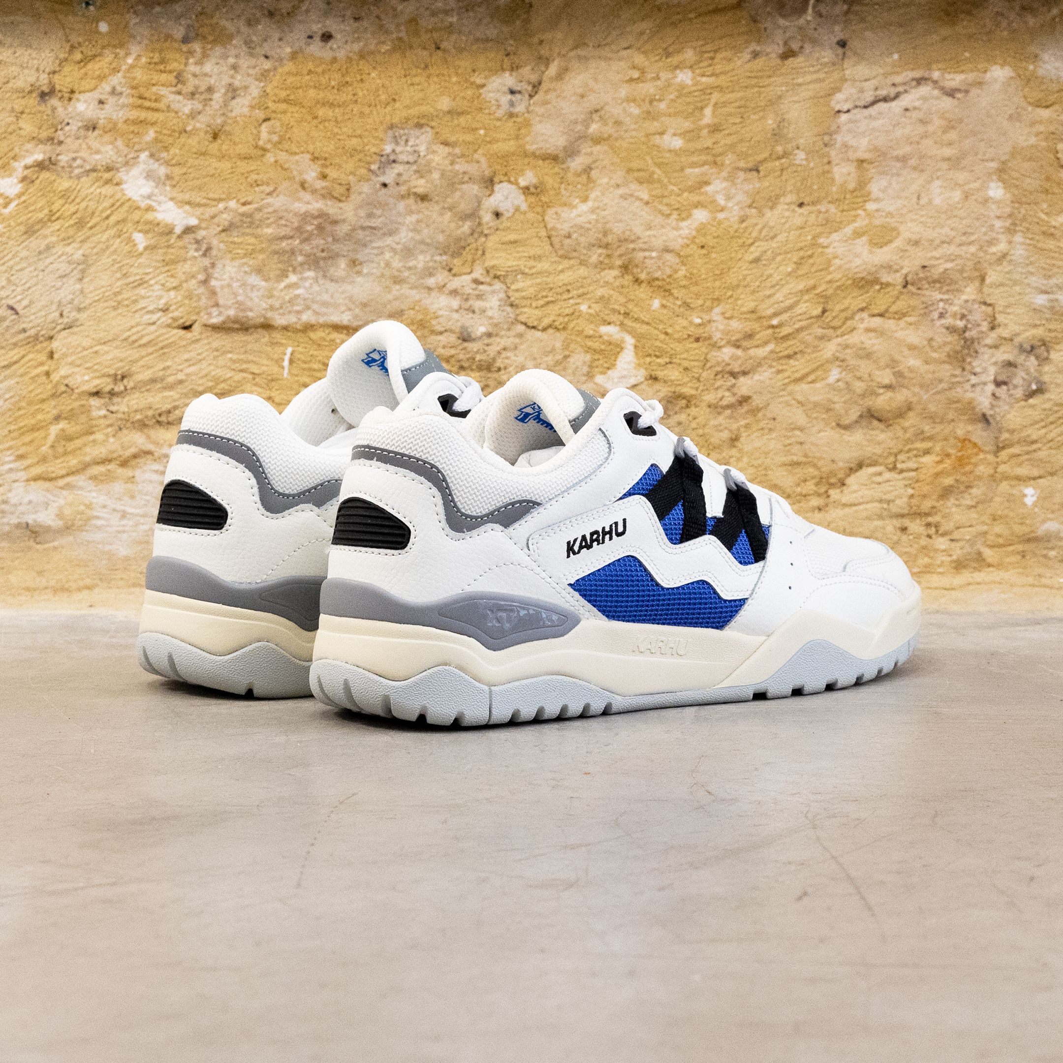 FUSION XT  BRIGHT WHITE _ DAZZLING BLUE paire drr