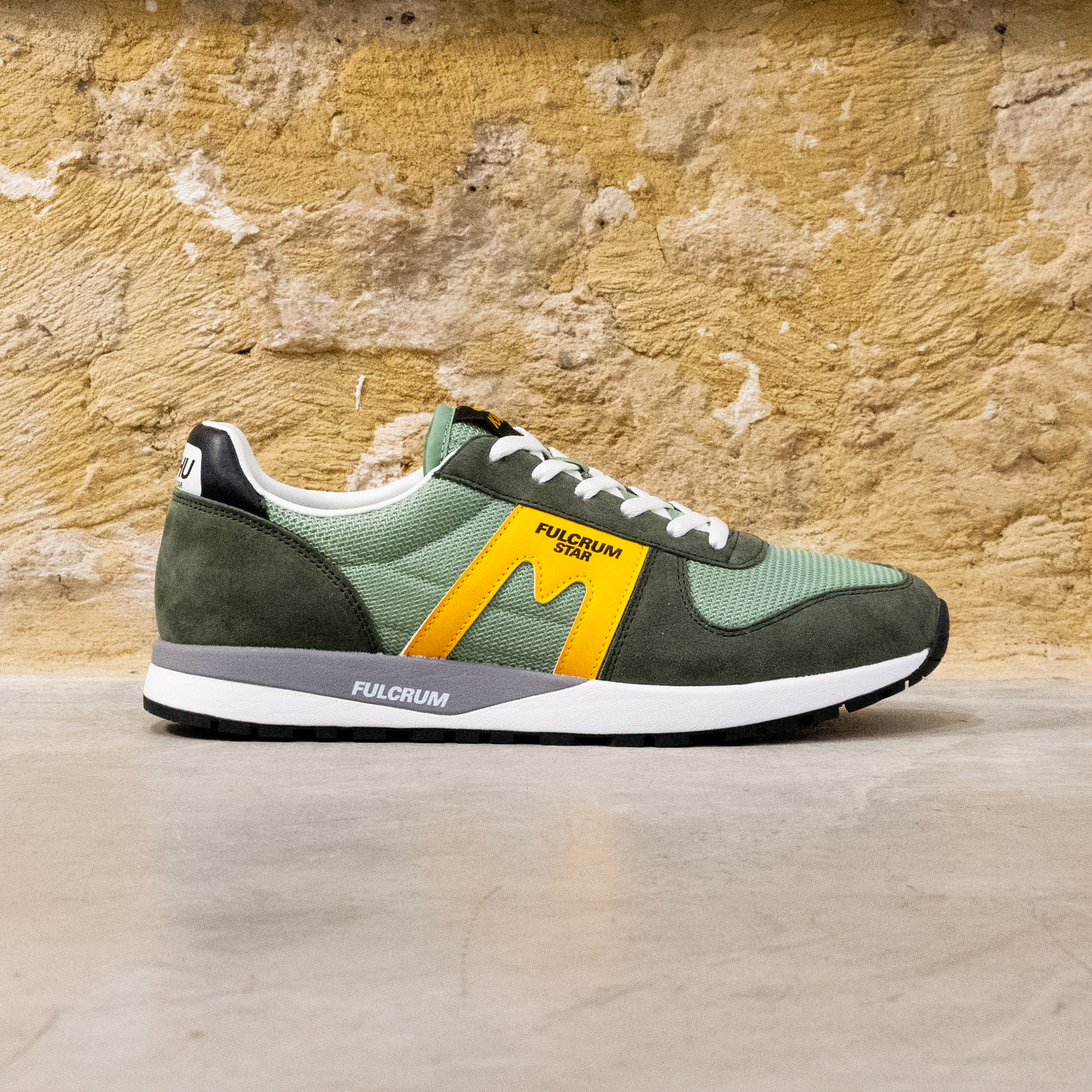 FULCRUM STAR  THYME  SAFFRON coté ext