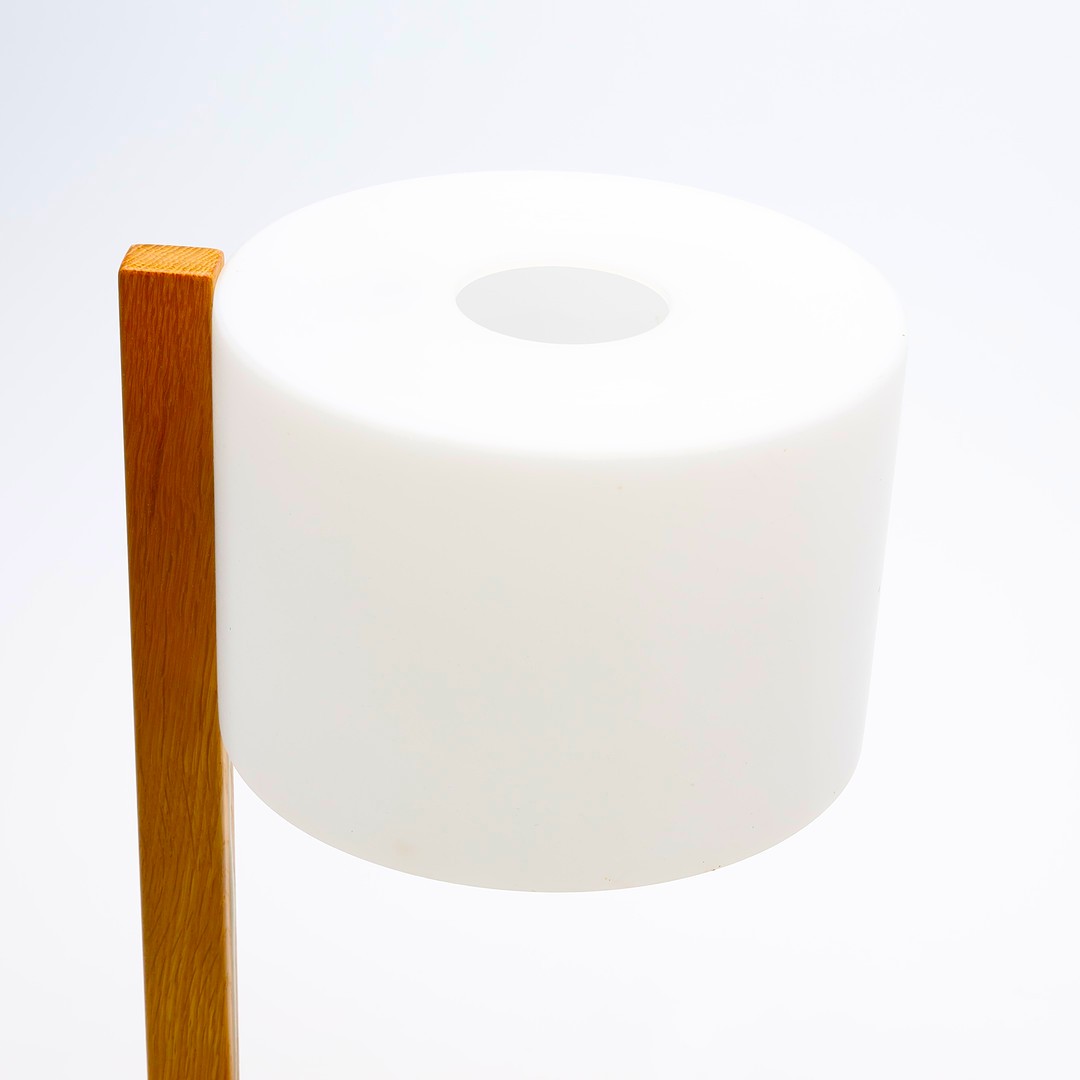 luxus_kristiansson_desk_lamp 3