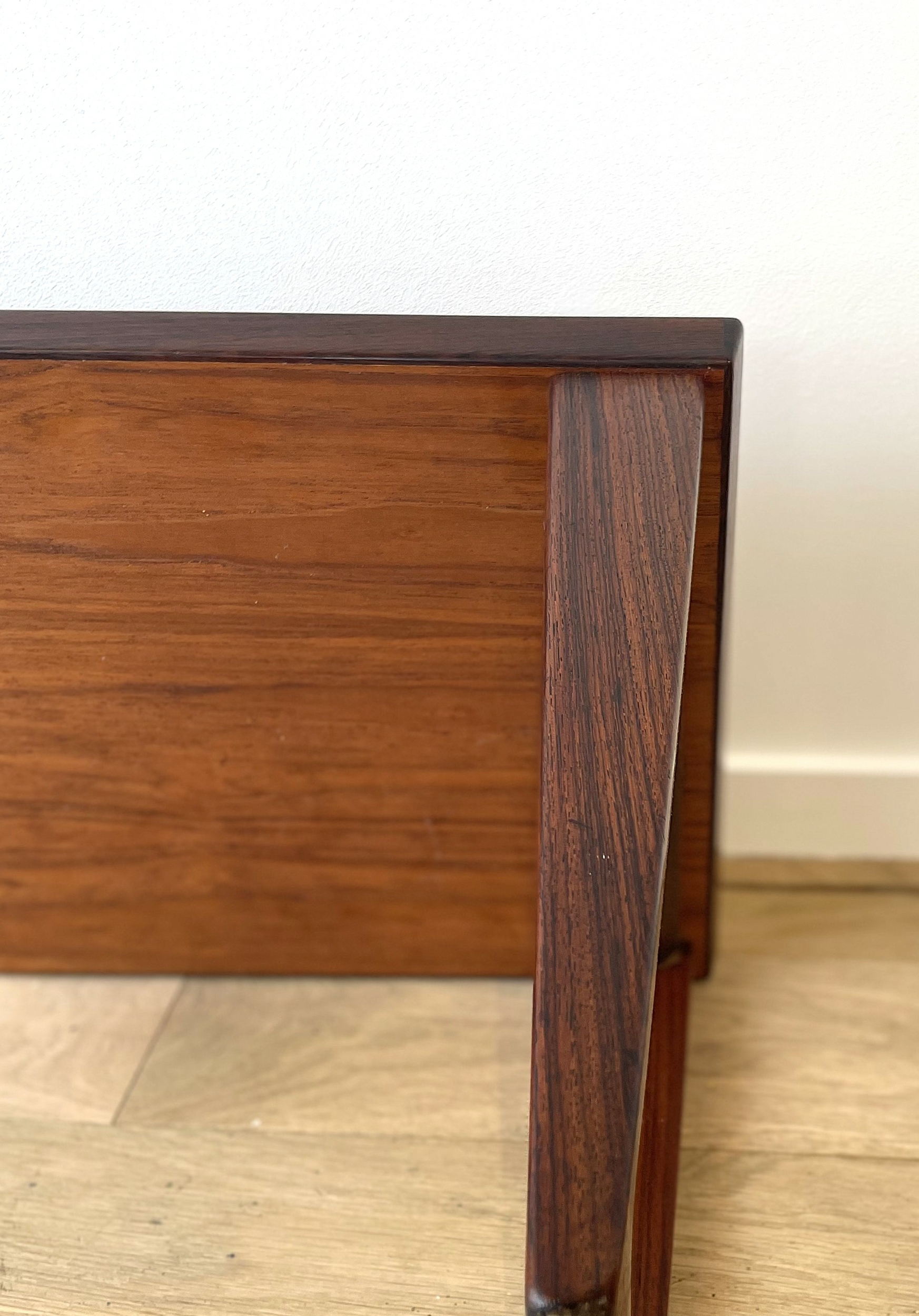 banc_kristiansen_aksel_kjersgaard_palissandre 14