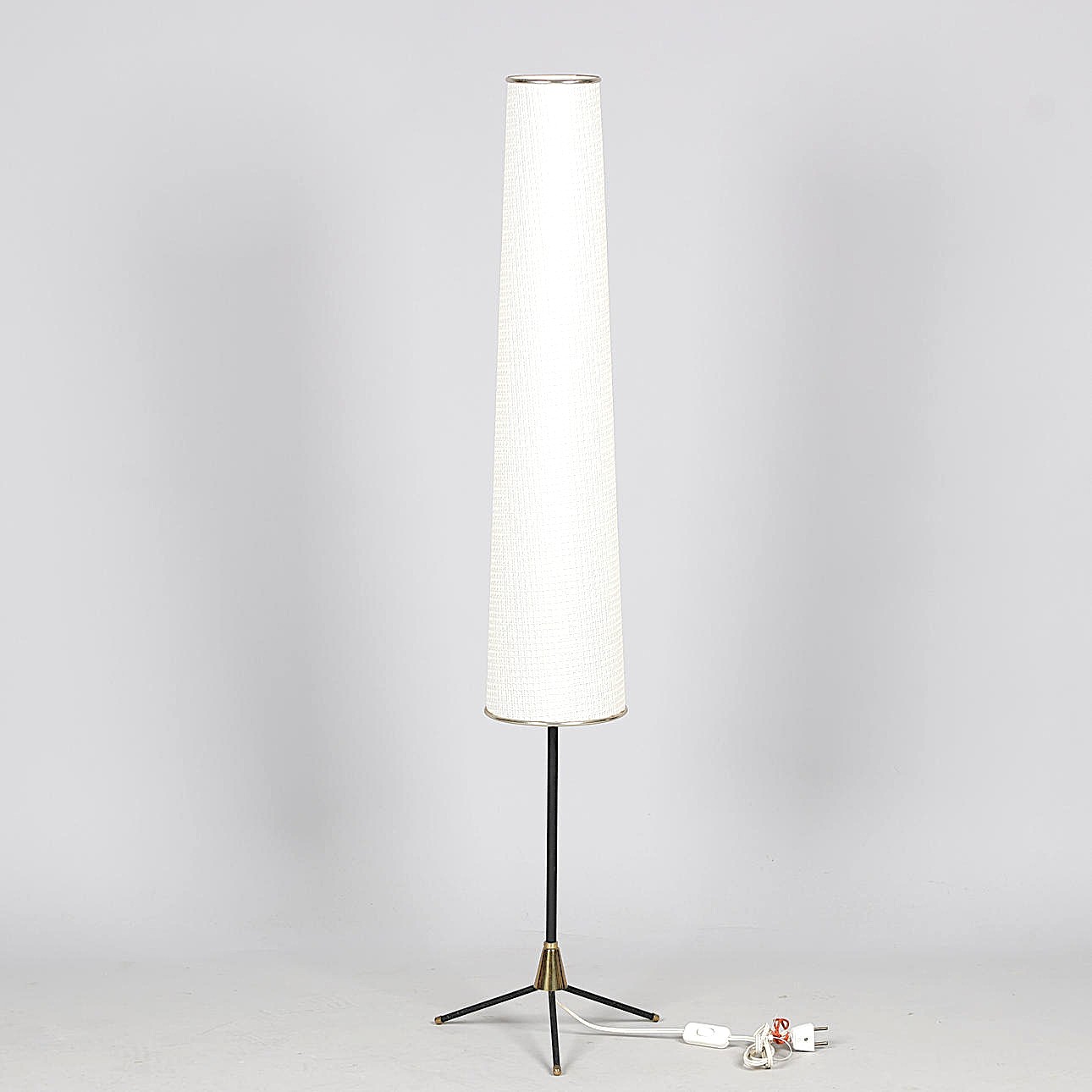 holm_sorensen_floor_lamp 1