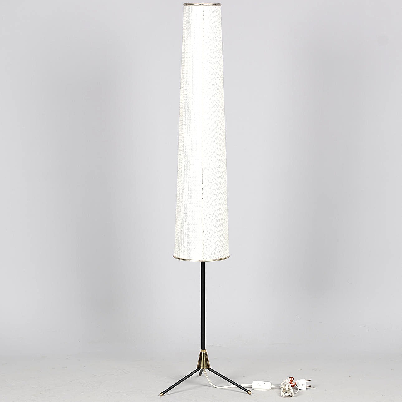 holm_sorensen_floor_lamp 2