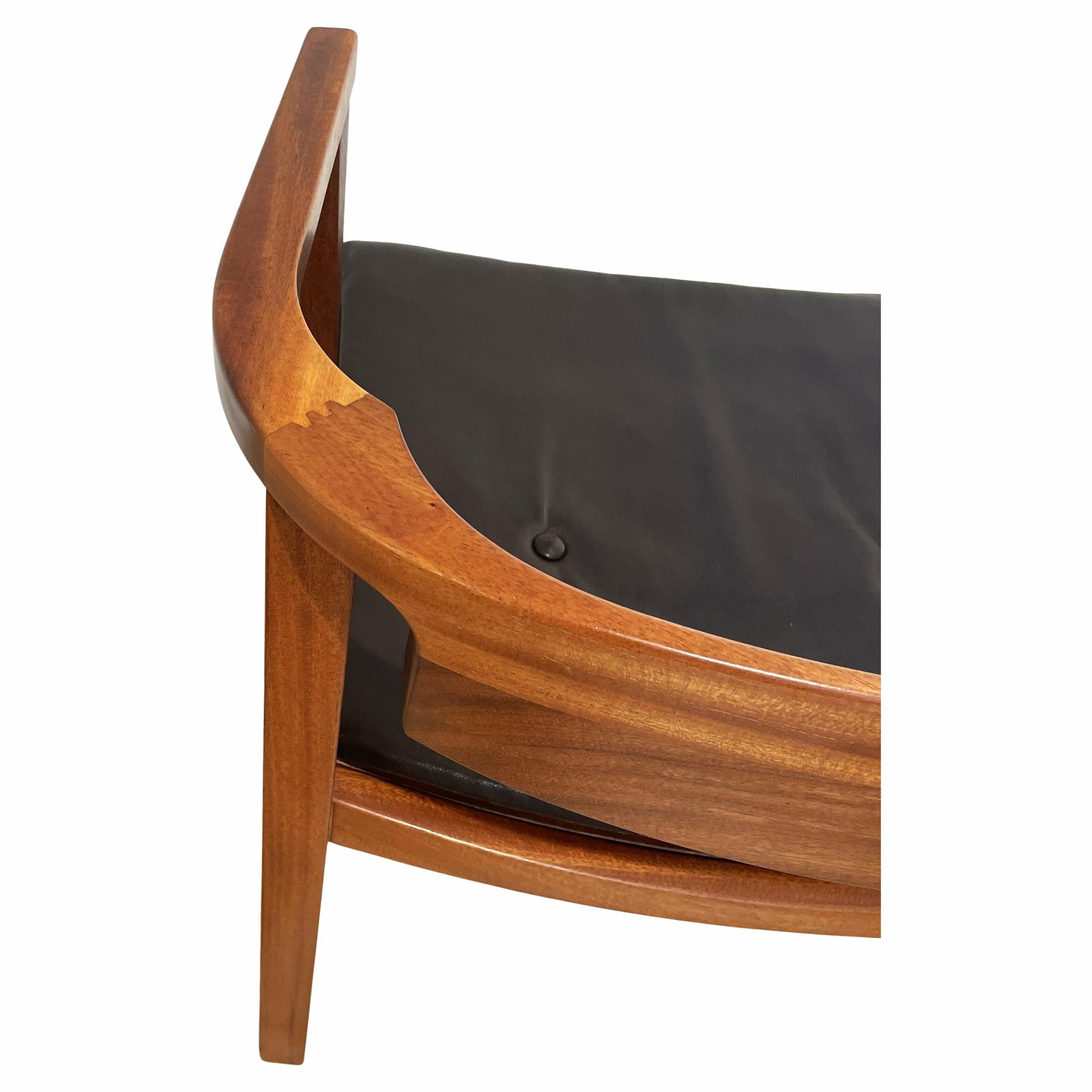 ole_wanscher_chair_acajou_cane_Jeppesen 9