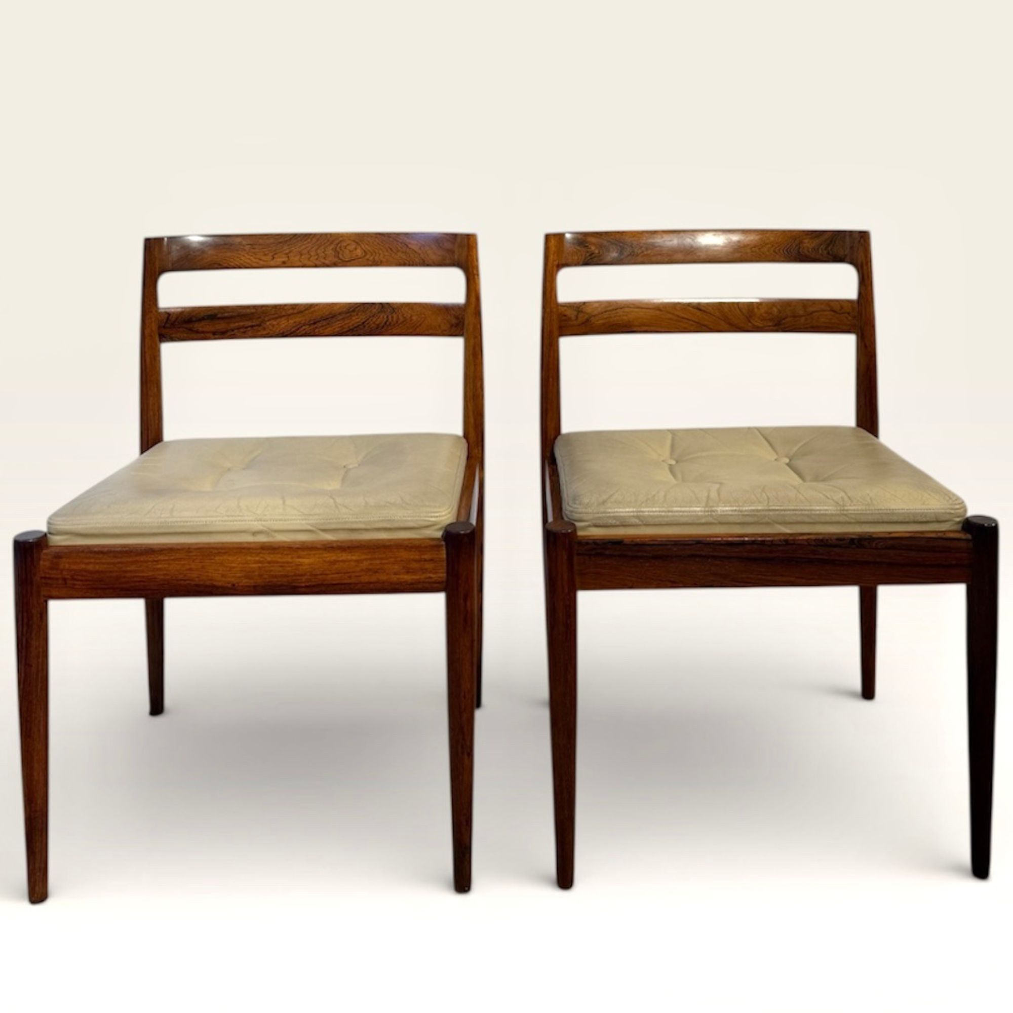 Chaises en palissandre et cuir par Kaï Kristiansen_Magnus Olesen_1960 8