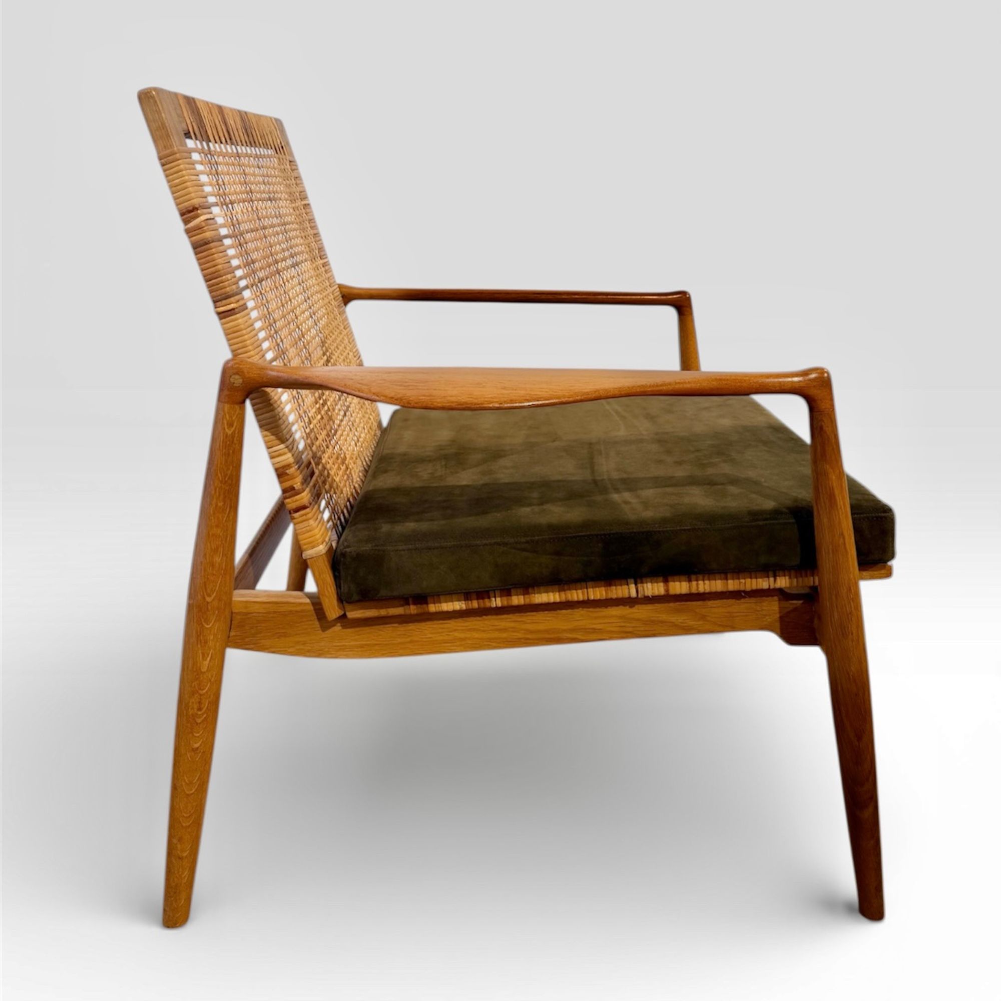 Finn Juhl paire de fauteuils SW 96_Søren Willadsen Møbelfabrik 5