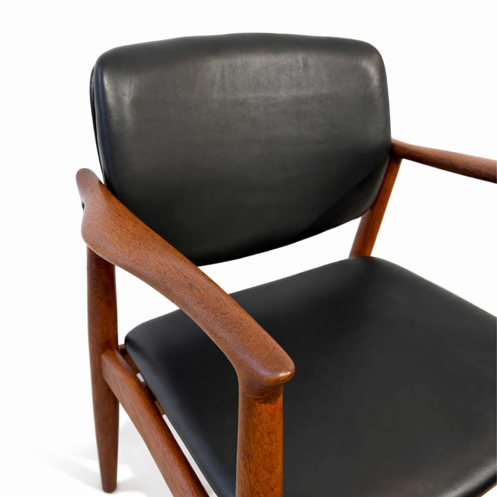 Fauteuil Captain_Erik Buch 7