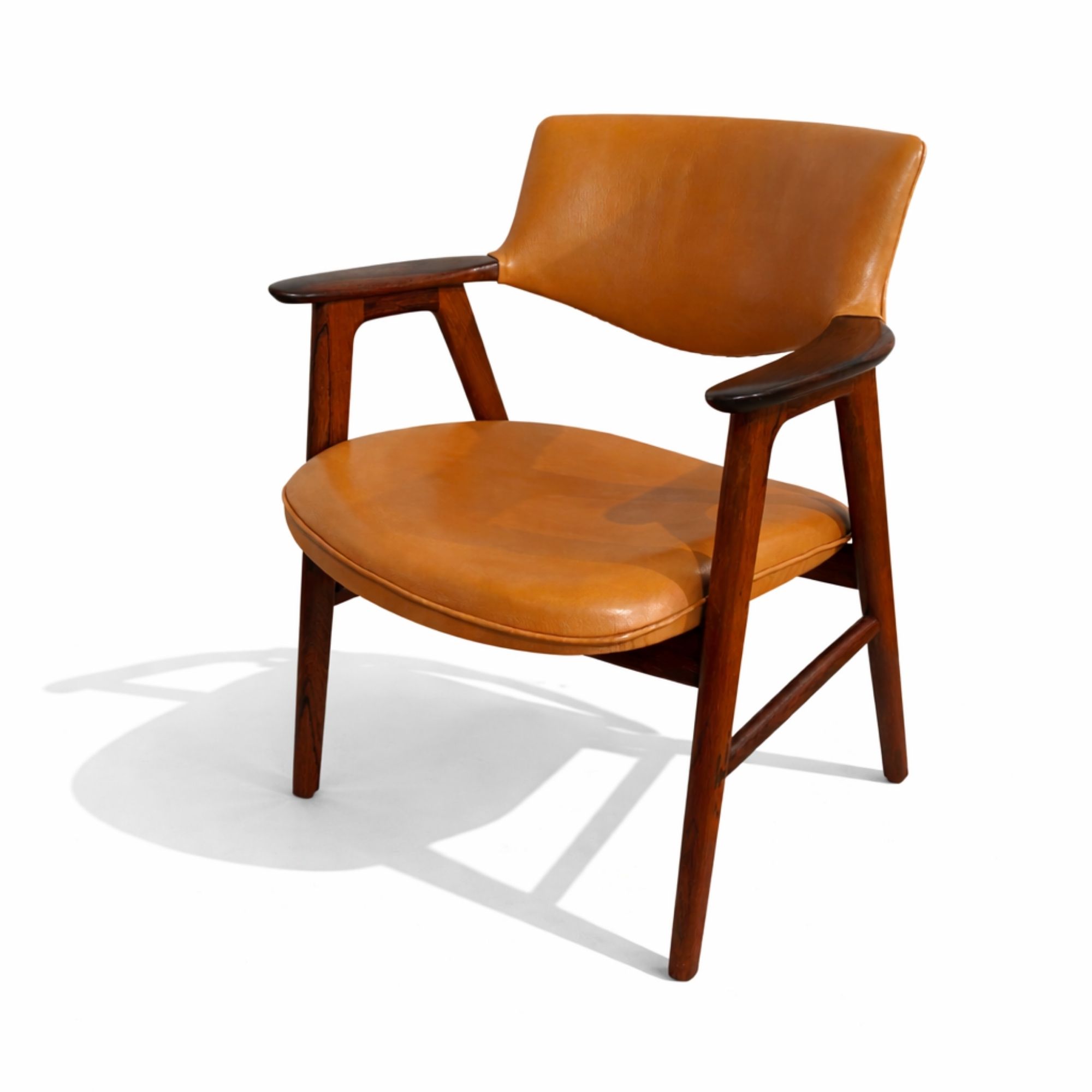 Fauteuil par Erik Kirkegaard_Høng Stolefabrik_1956_1