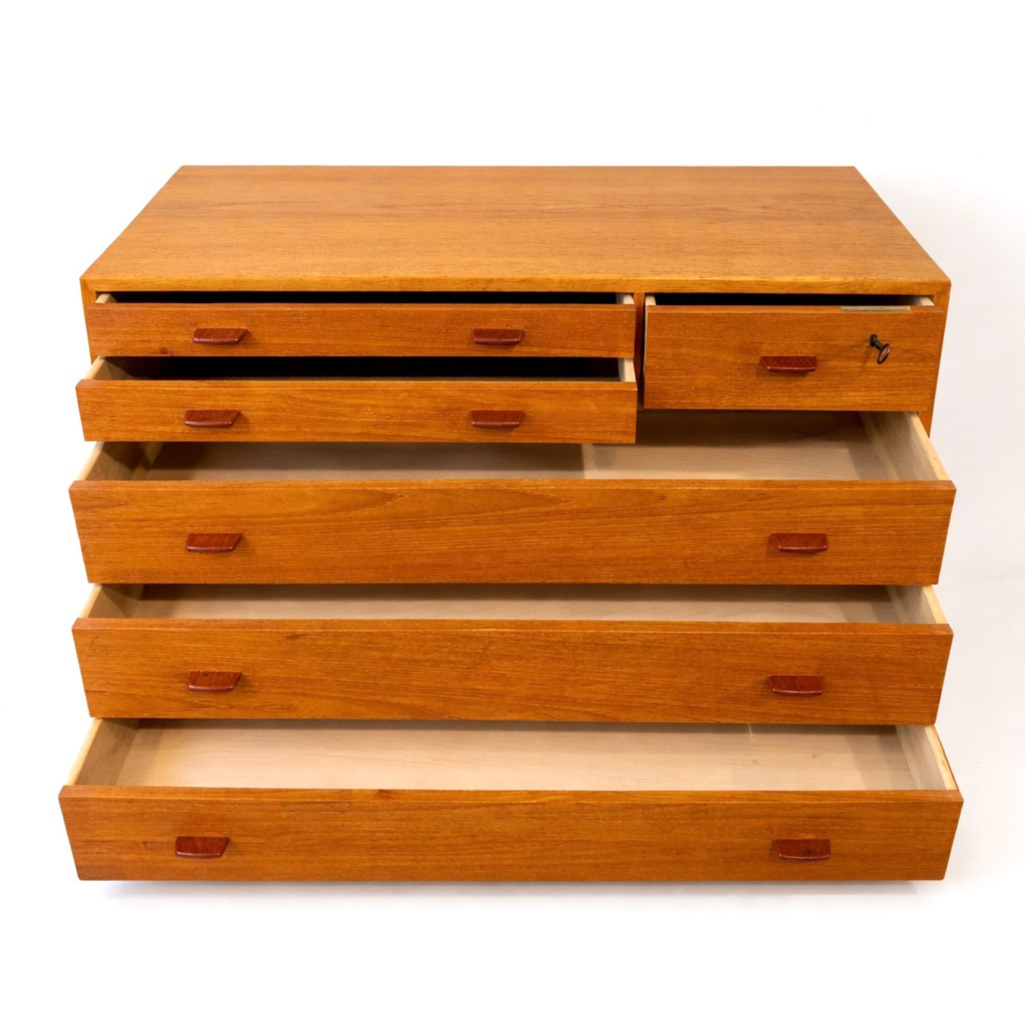 Commode RY16 par Wegner_Ry Mobler_1950_4