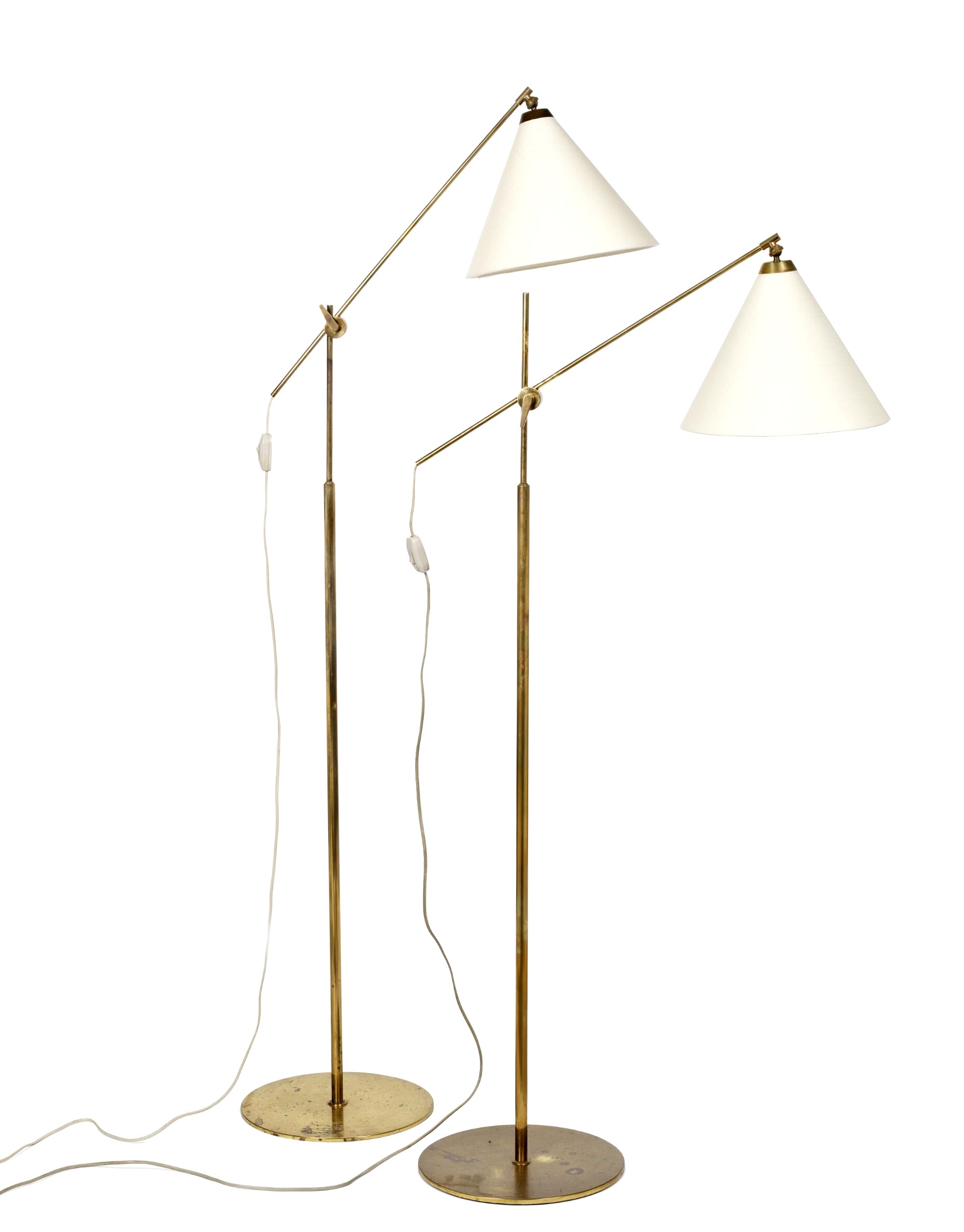 valentiner_adjustable_floor_lamp_with_patinated_brass-1