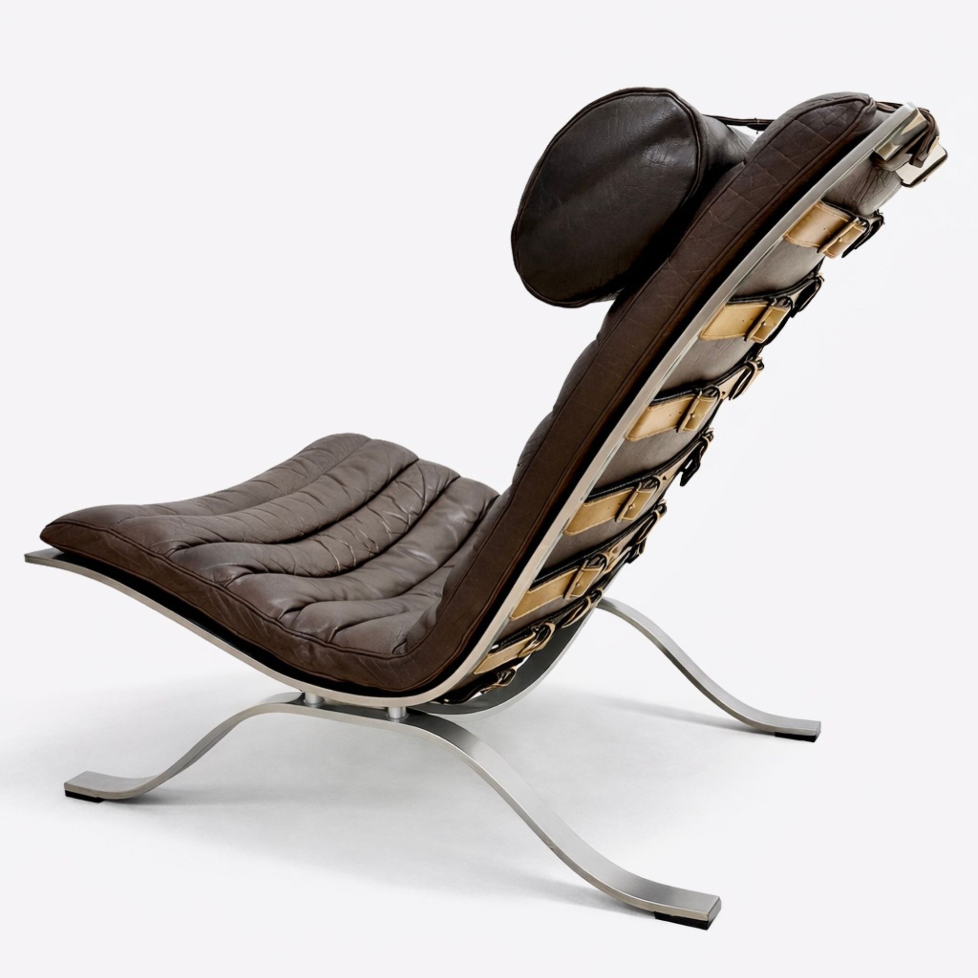 ARI fauteuil acier et cuir par Arne Norell_Norell AB_12
