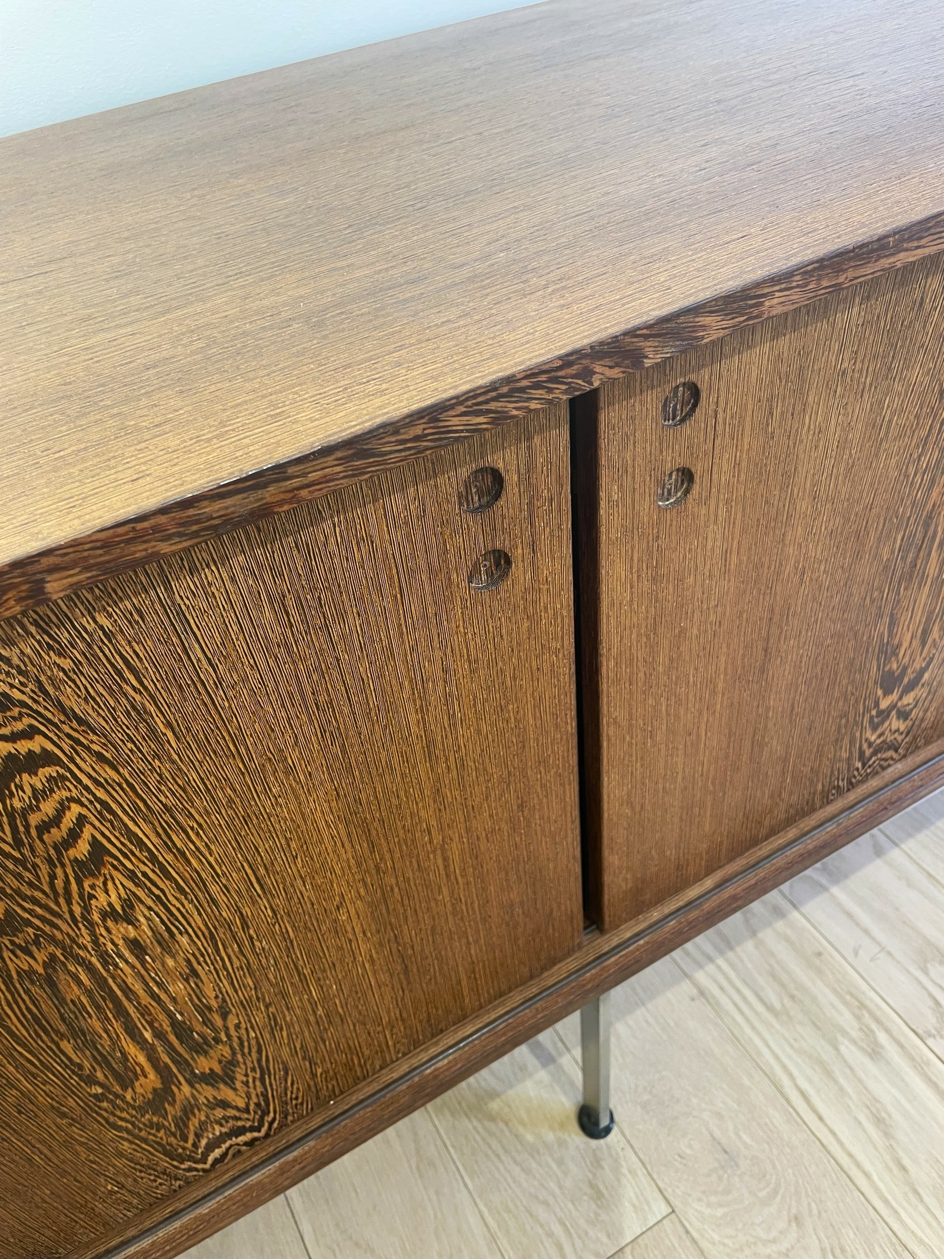 enfilade_palmier_fabricius_kastholm_1960s_mid_century 8