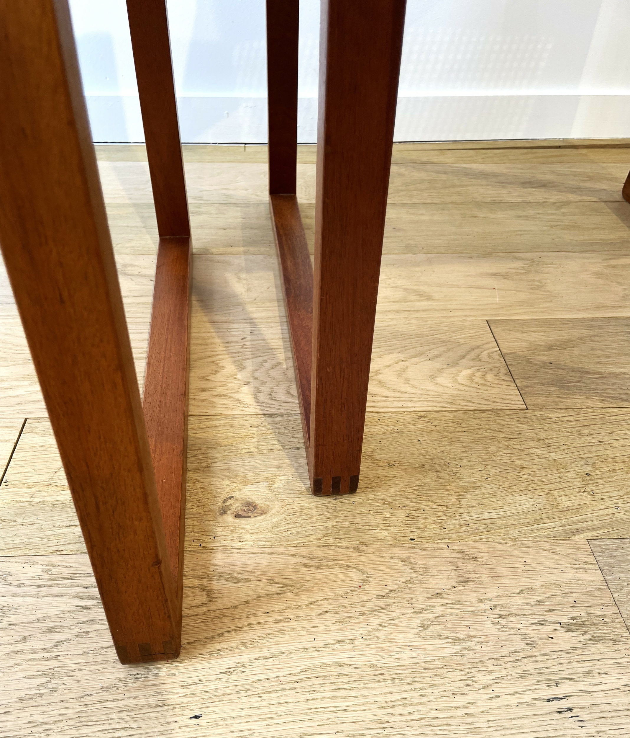 Borge-Mogensen-BM61-chairs-acajou-Fredericia 11
