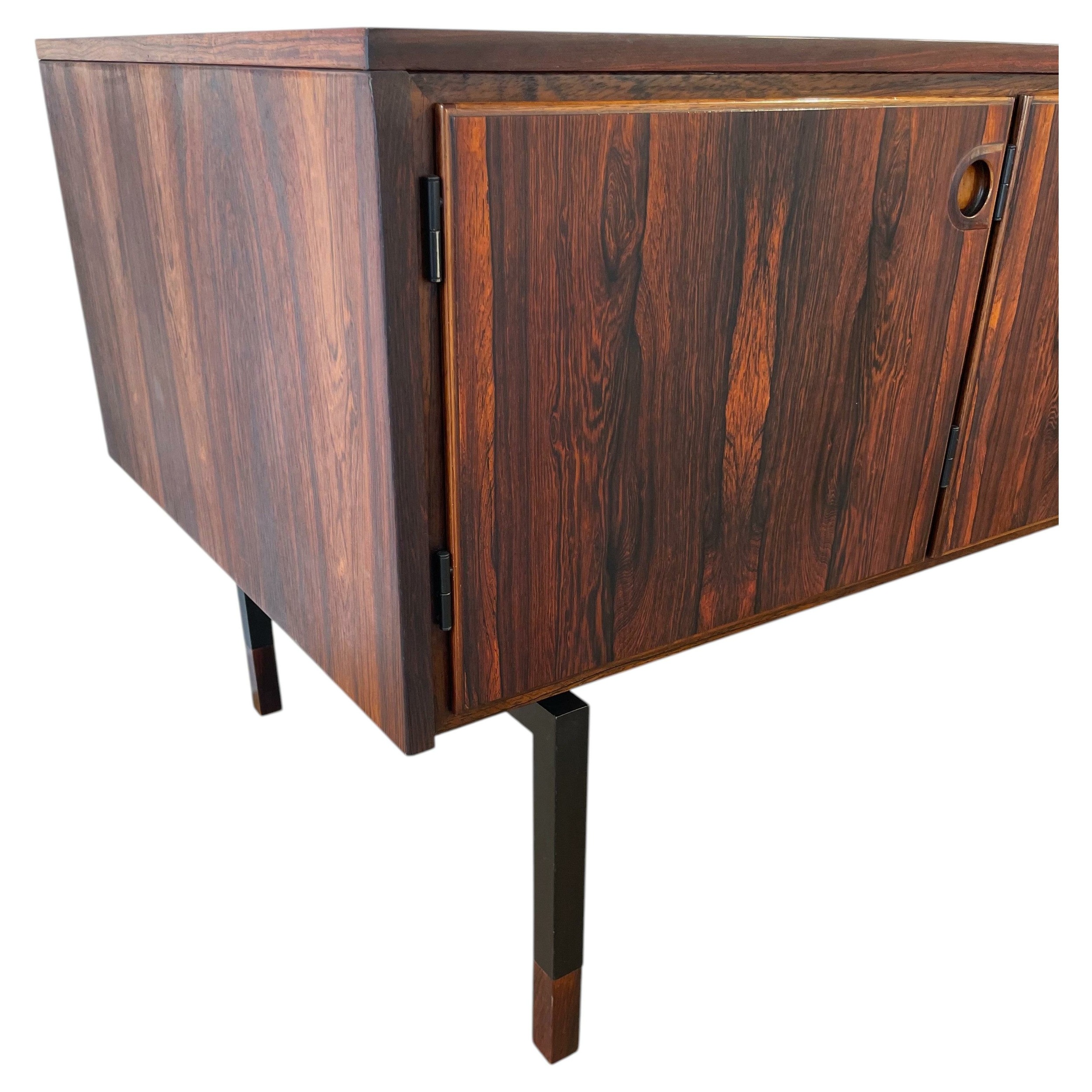 sven_ellekaer_sideboard_palissandre_metal 12a
