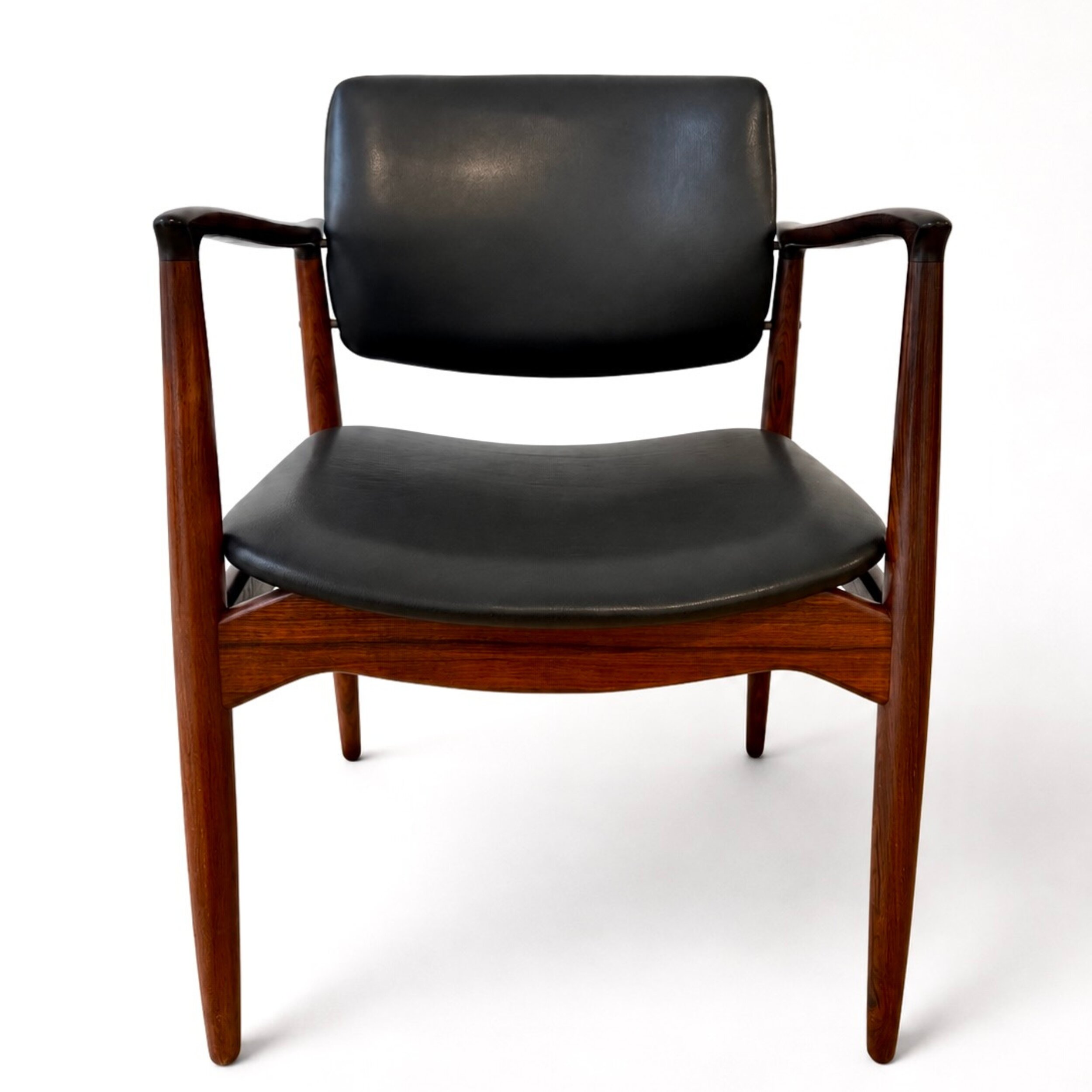 Captain fauteuil_Erik Buch_Ørum Stolefabrik_3
