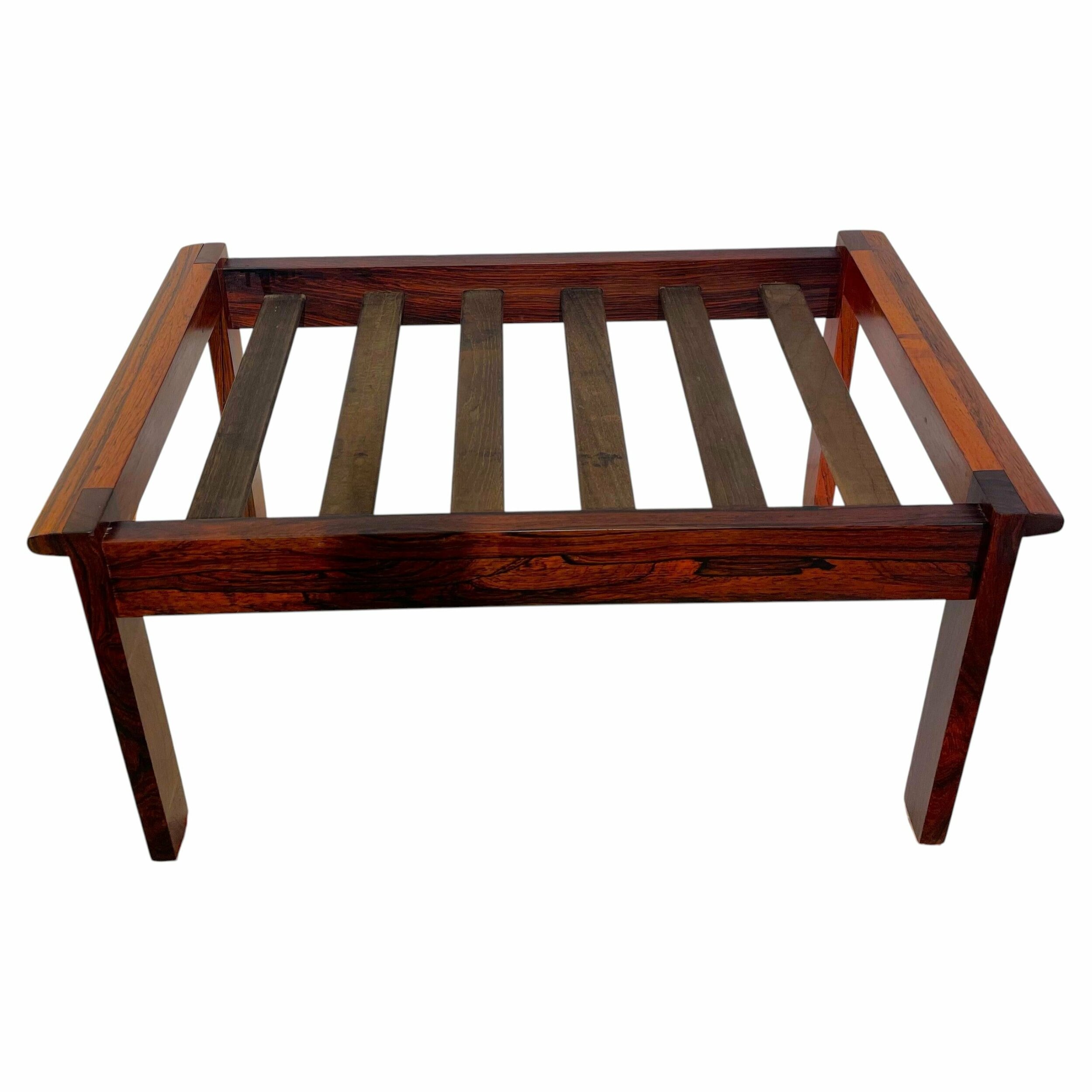 illum_wikkelso_stool_capella_palissandre_cuir 3b