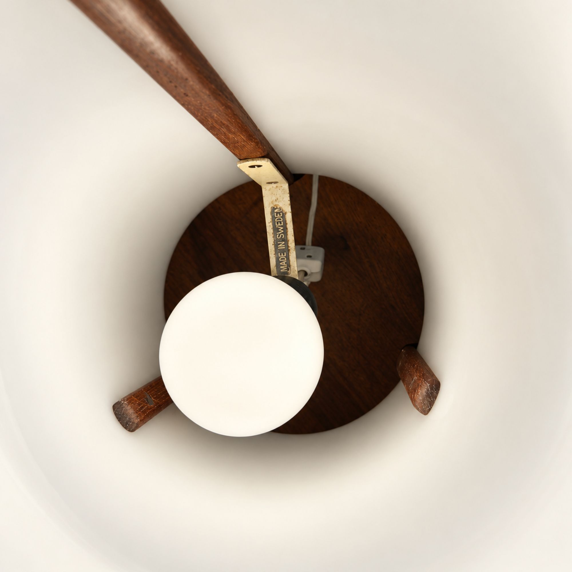 luxus_kristiansson_lampe_mod_308_teak_perspex 9